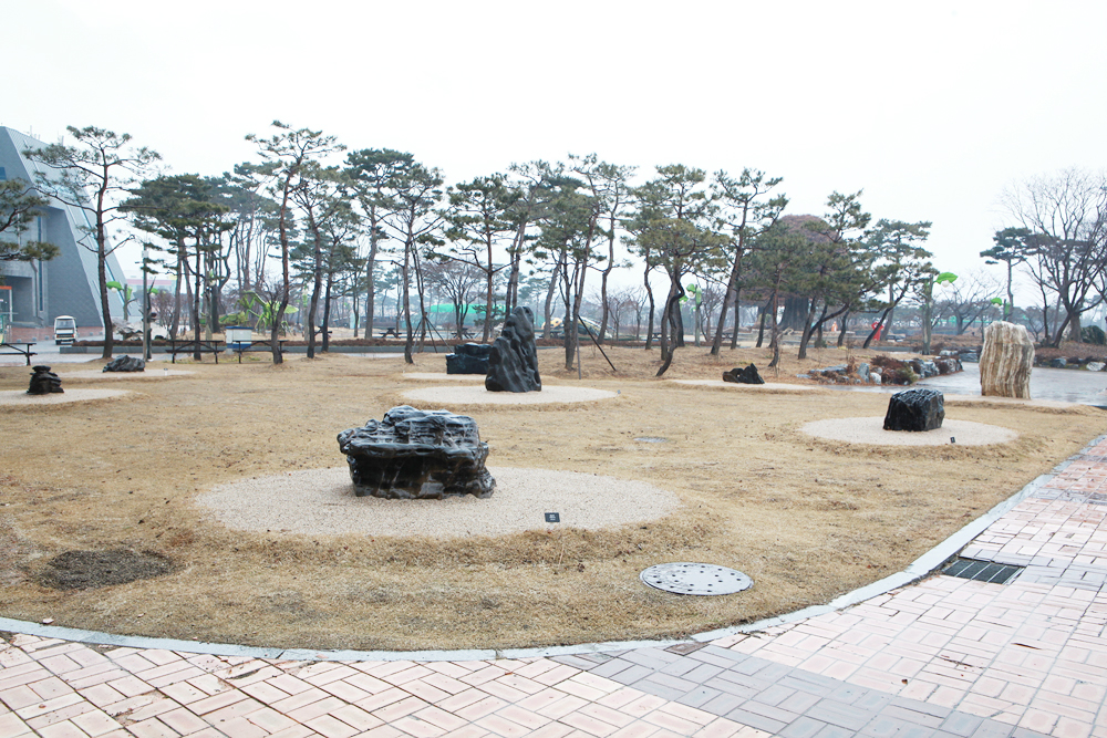 안동숙 수석공원